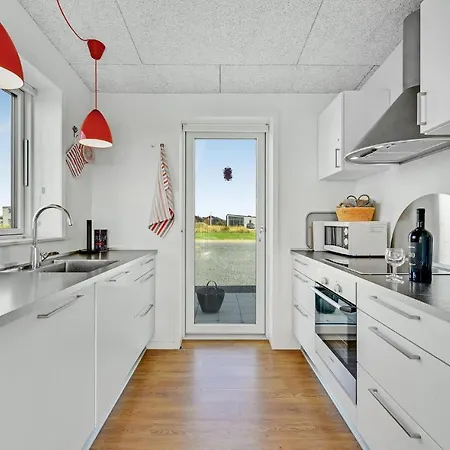 Holiday home Beautiful In Ringkobing With Kitchen