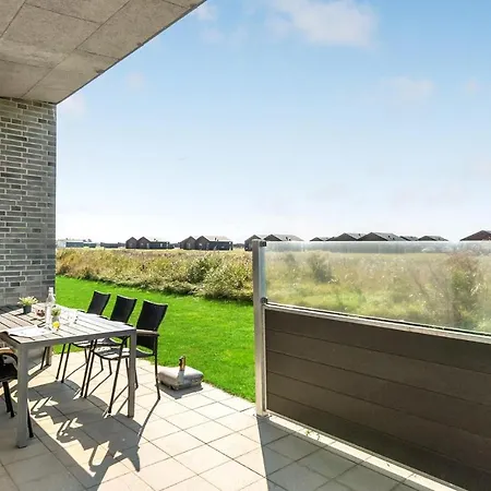 Beautiful In Ringkobing With Kitchen Holiday home Sondervig